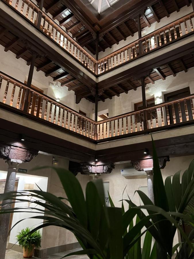 Hotel Mercader De Sedas Grenada